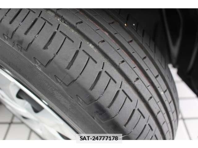 Toyota YARIS 2020-04 7871945-9