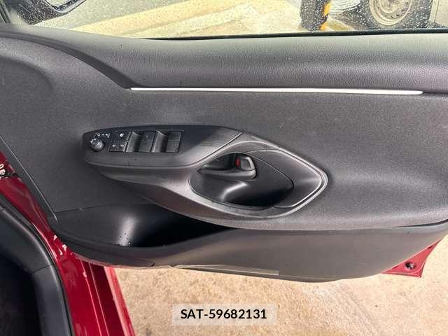 Toyota YARIS 2022-02 7872144-13
