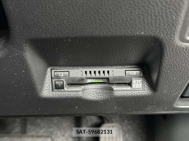 Toyota YARIS 2022-02 7872144-15