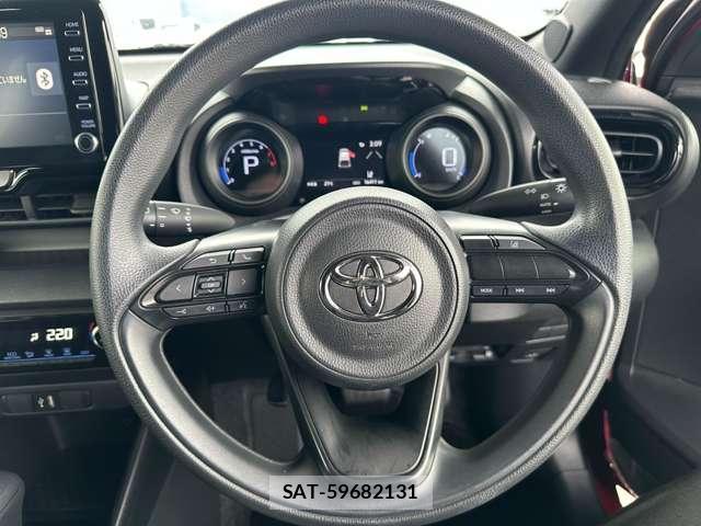 Toyota YARIS 2022-02 7872144-3