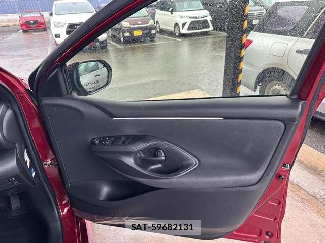 Toyota YARIS 2022-02 7872144-7