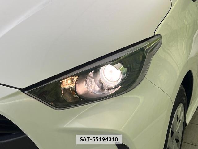 Toyota YARIS 2023-06 7872474-11