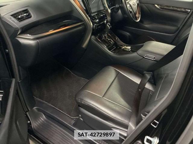 Toyota ALPHARD HYBRID 2022-01 7915450-6