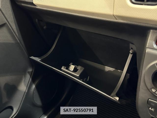 Suzuki ALTO 2019-05 7914538-11