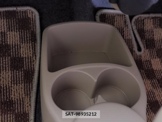 Suzuki ALTO 2013-09 7915157-13