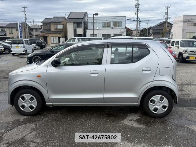 Suzuki ALTO 2016-06 7915673-10