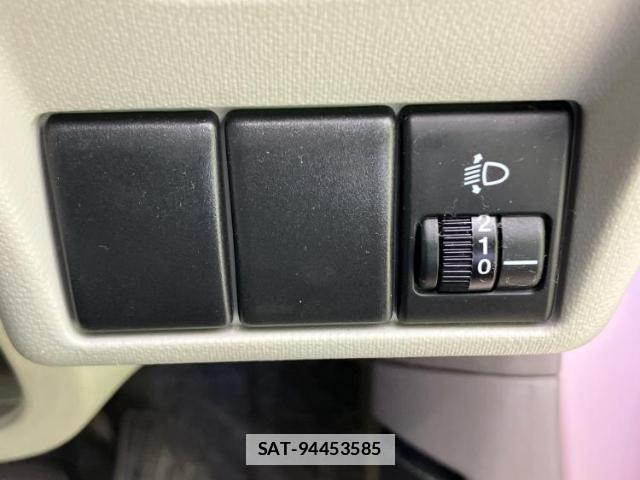 Suzuki ALTO 2014-12 7917229-17