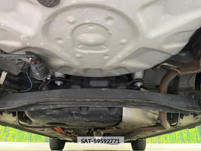 Toyota AQUA 2021-12 7914091-18