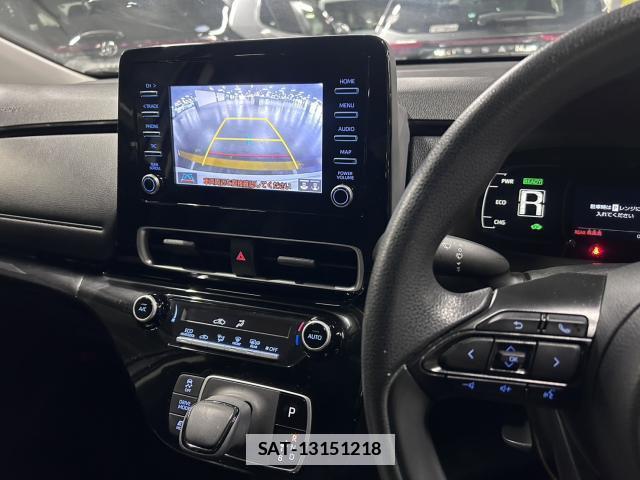 Toyota AQUA 2023-05 7916102-11