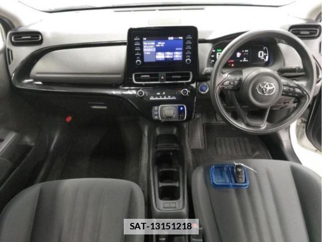 Toyota AQUA 2023-05 7916102-2