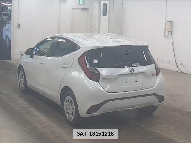 Toyota AQUA 2023-05 7916102-4