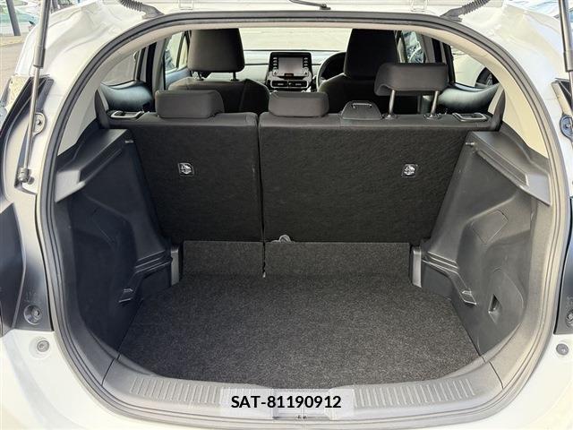 Toyota AQUA 2024-07 7916169-9