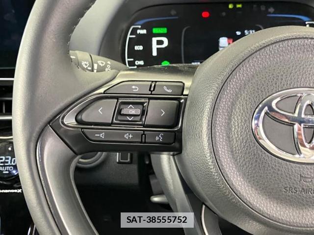 Toyota AQUA 2025-05 7916846-11