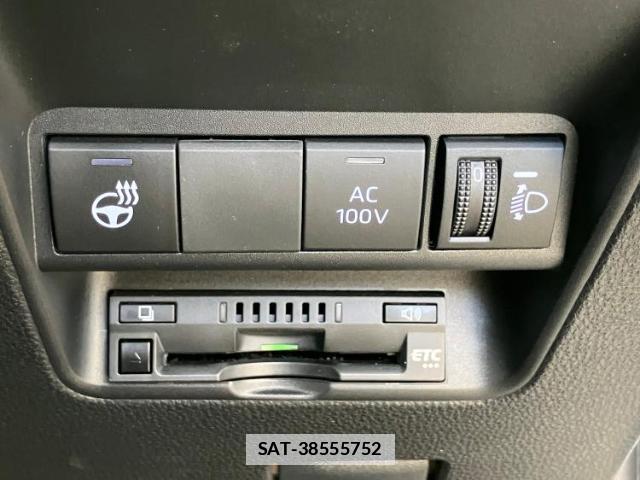 Toyota AQUA 2025-05 7916846-14