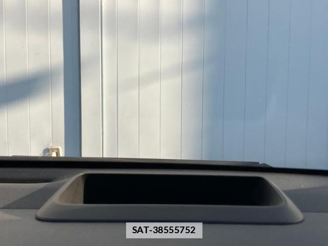 Toyota AQUA 2025-05 7916846-16