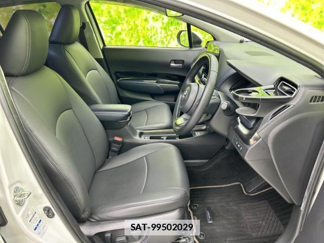 Toyota AQUA 2021-12 7916910-3