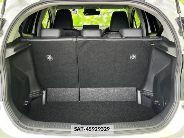 Toyota AQUA 2025-07 7917039-7