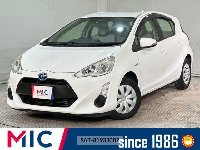 Toyota AQUA 2015-06 7917442-0