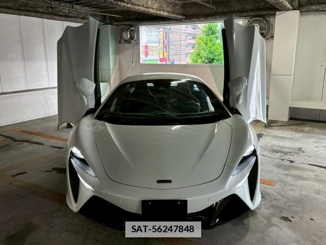 McLaren Artura 2023-06 7914609-12