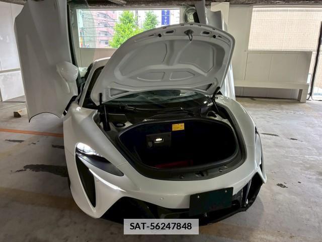 McLaren Artura 2023-06 7914609-15