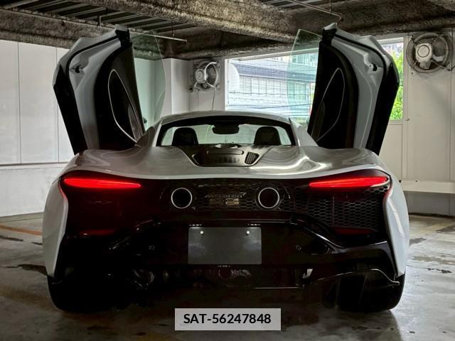 McLaren Artura 2023-06 7914609-16