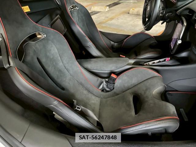 McLaren Artura 2023-06 7914609-3
