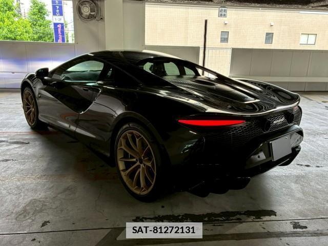 McLaren Artura 2025-04 7914610-5