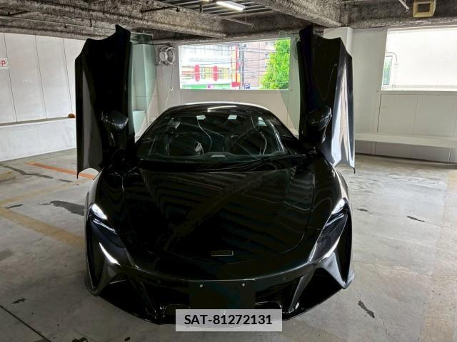 McLaren Artura 2025-04 7914610-8