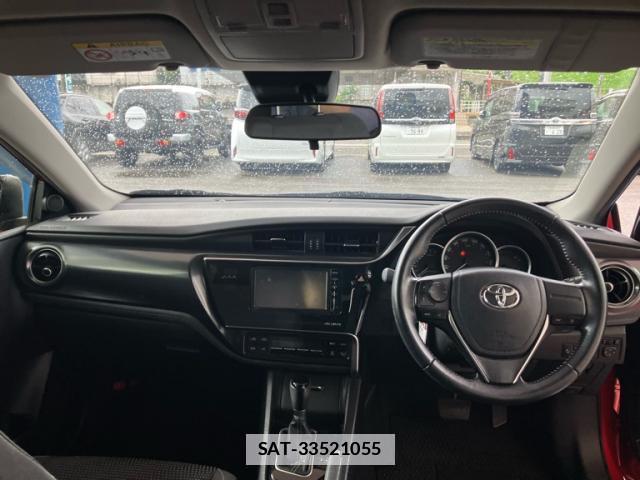 Toyota AURIS 2015-09 7913735-14