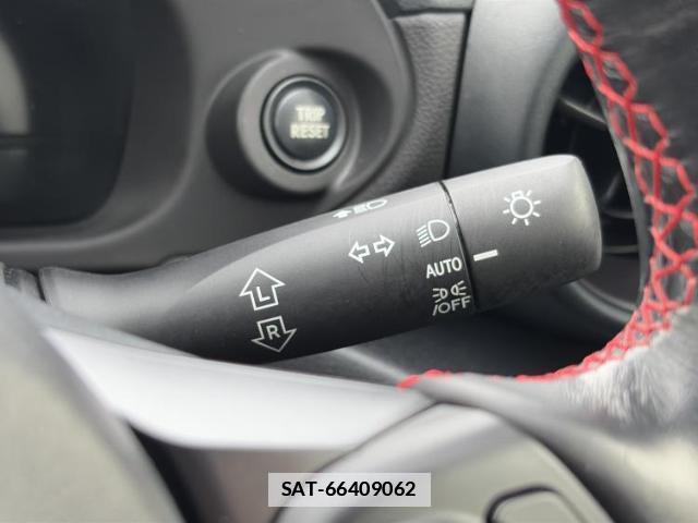 Subaru BRZ 2021-12 7913705-12