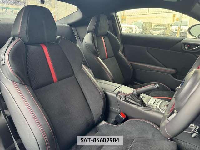 Subaru BRZ 2022-07 7917381-3