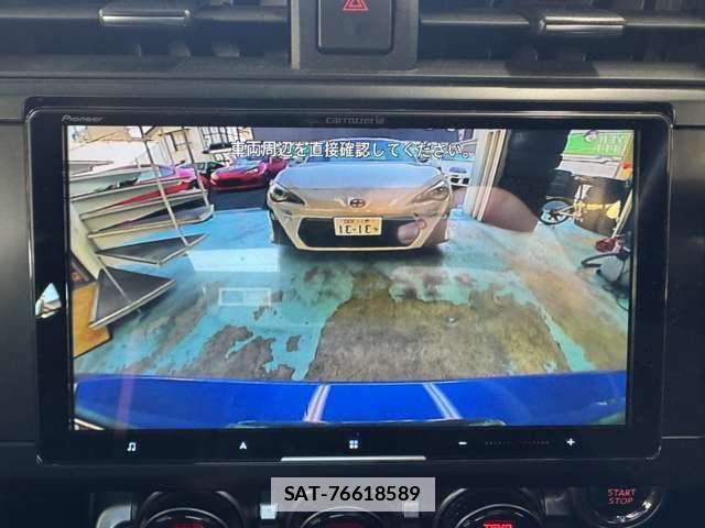 Subaru BRZ 2022-04 7917382-12