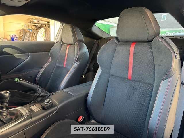 Subaru BRZ 2022-04 7917382-5