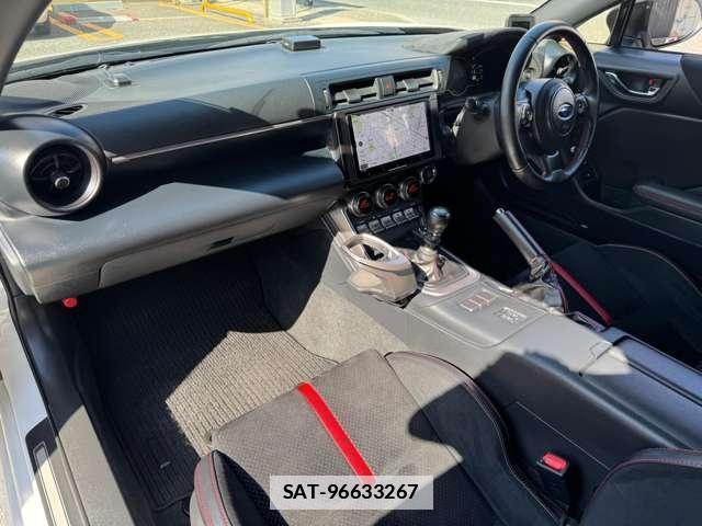 Subaru BRZ 2021-11 7917383-6