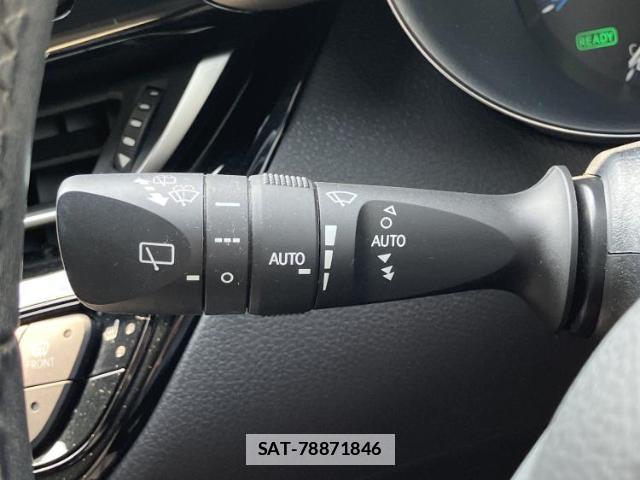 Toyota C-HR 2019-04 7914027-16
