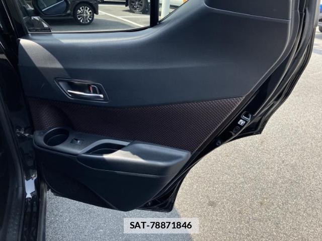 Toyota C-HR 2019-04 7914027-4