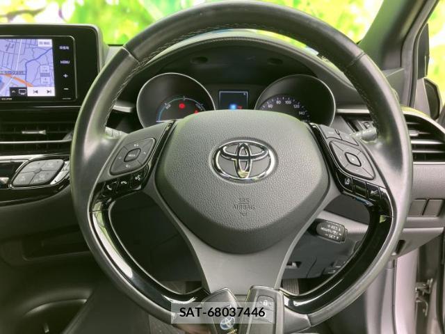 Toyota C-HR 2018-04 7917018-13