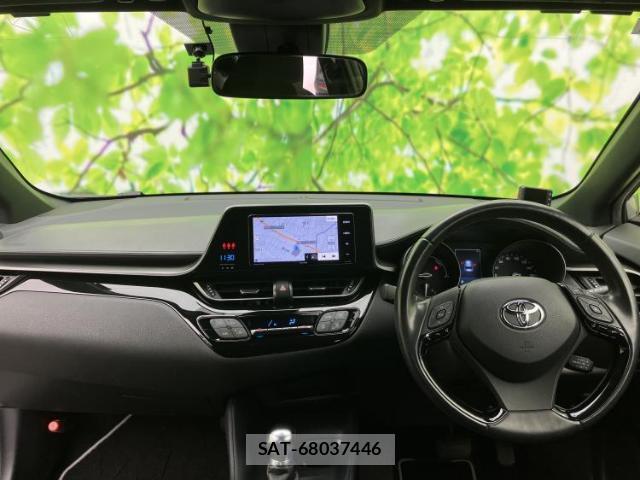 Toyota C-HR 2018-04 7917018-3