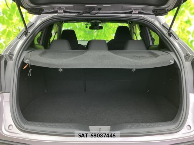 Toyota C-HR 2018-04 7917018-7