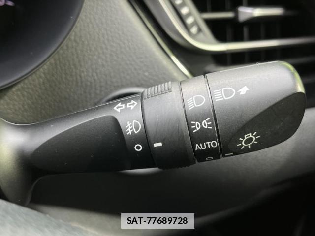 Toyota C-HR 2019-04 7917037-15