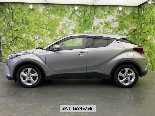 Toyota C-HR 2019-07 7917253-1