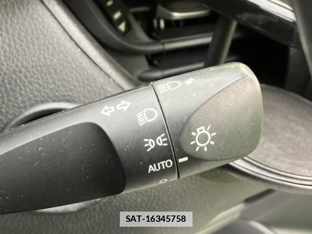 Toyota C-HR 2019-07 7917253-15