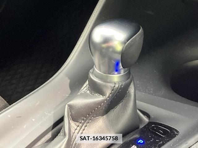 Toyota C-HR 2019-07 7917253-17