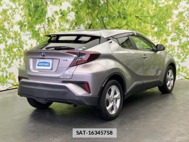 Toyota C-HR 2019-07 7917253-2