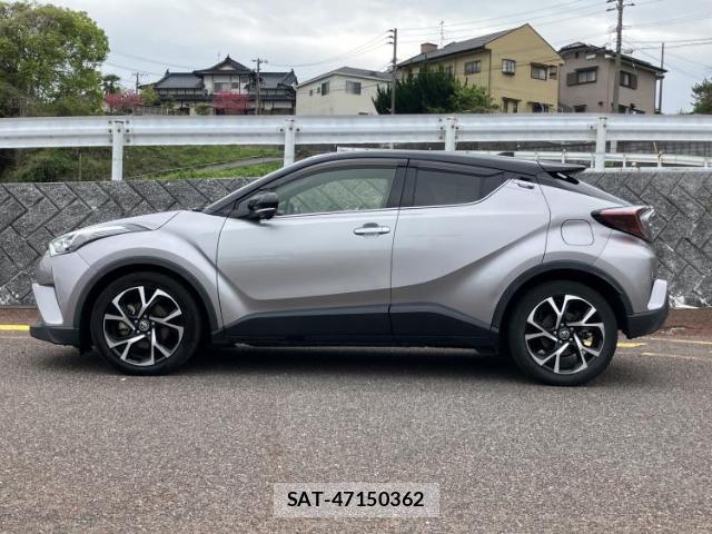 Toyota C-HR 2018-01 7917304-1