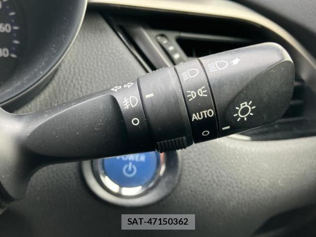 Toyota C-HR 2018-01 7917304-15