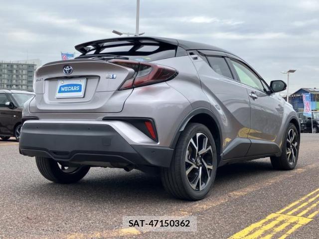 Toyota C-HR 2018-01 7917304-2