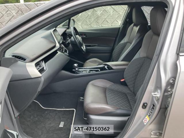 Toyota C-HR 2018-01 7917304-5