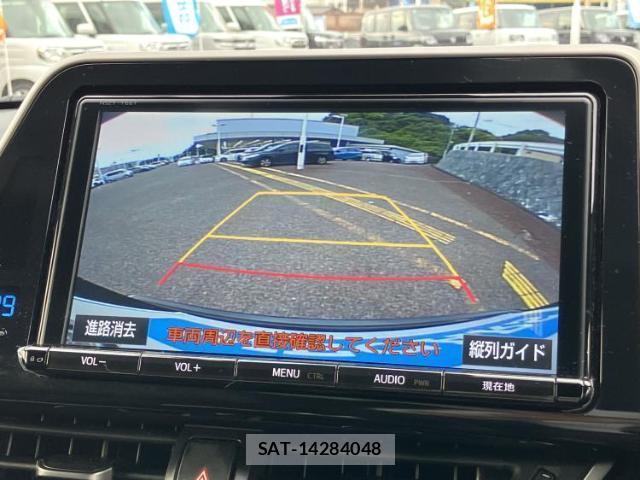 Toyota C-HR 2018-03 7917306-12