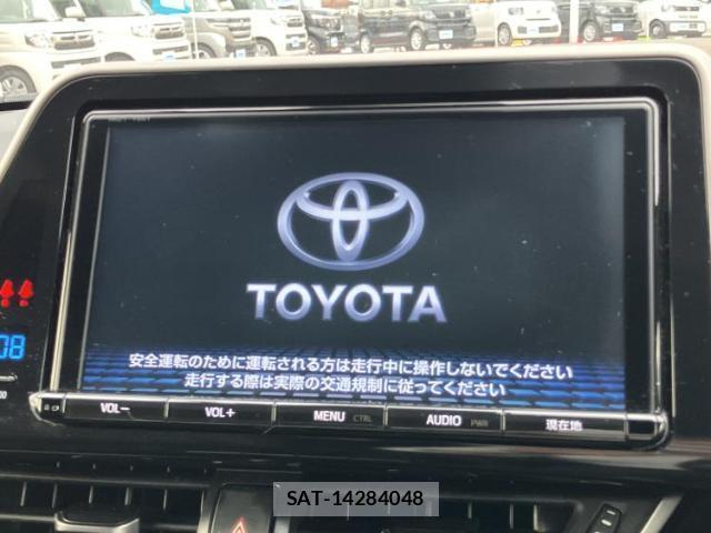 Toyota C-HR 2018-03 7917306-8